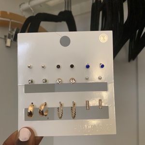 Forever 21 Earring set. *Not selling due to virus*